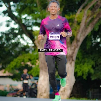 Runner Photo 9069451