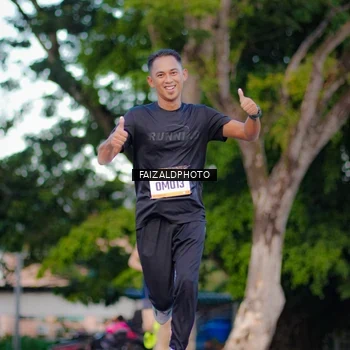 Runner Photo 9069490