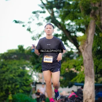 Runner Photo 9069525