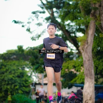 Runner Photo 9069530