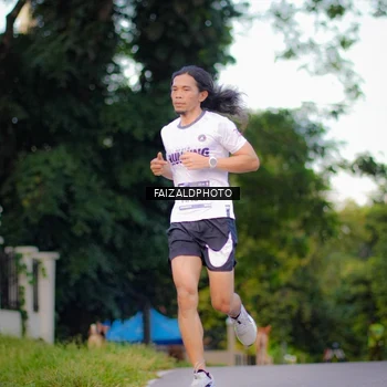 Runner Photo 9069538