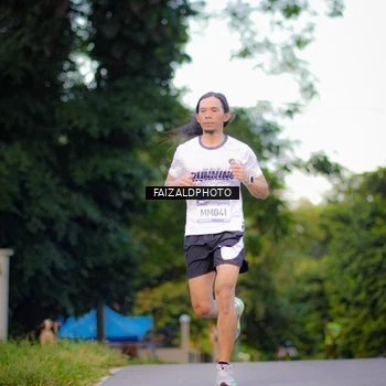 Runner Photo 9069549