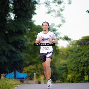 Runner Photo 9069552