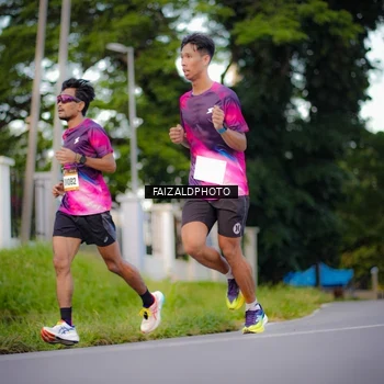Runner Photo 9069582