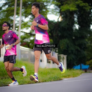 Runner Photo 9069590