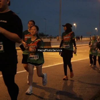 Runner Photo 9069607