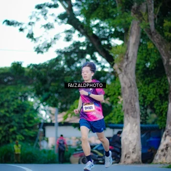 Runner Photo 9069612