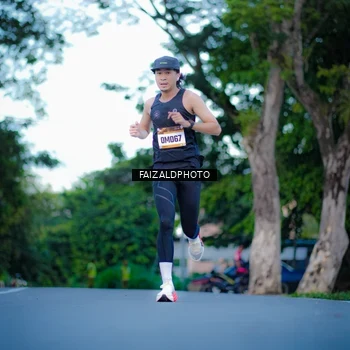 Runner Photo 9069663