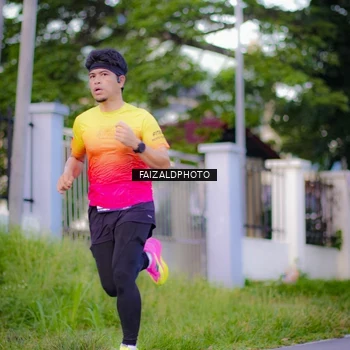 Runner Photo 9069700