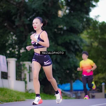 Runner Photo 9069713
