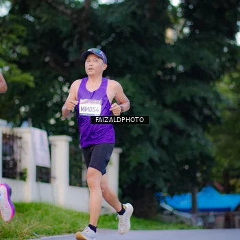 Runner Photo 9069723