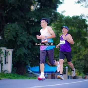 Runner Photo 9069733
