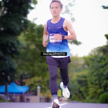 Runner Photo 9069739