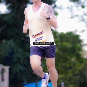Runner Photo 9069795