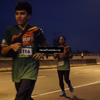 Runner Photo 9069845