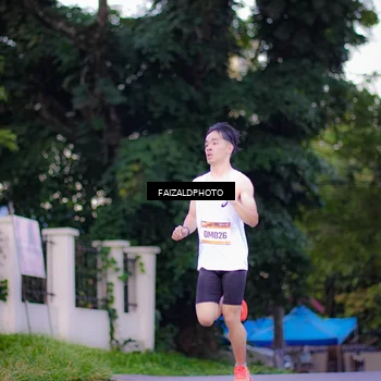 Runner Photo 9069900