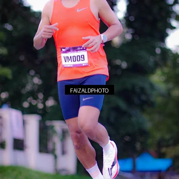 Runner Photo 9069928