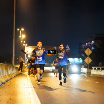 Runner Photo 9069957