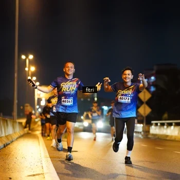 Runner Photo 9070000