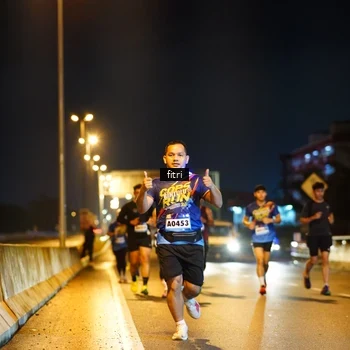 Runner Photo 9070032