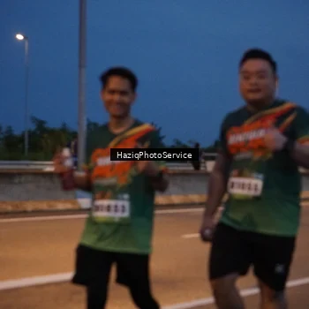 Runner Photo 9070376