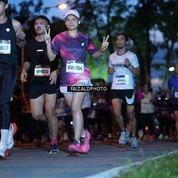Runner Photo 9070404