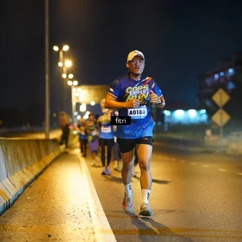 Runner Photo 9070470