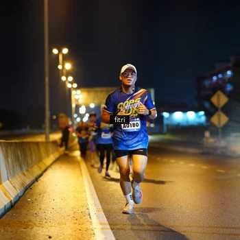 Runner Photo 9070477