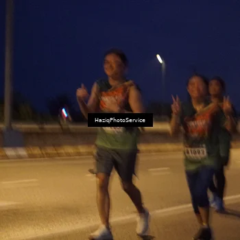 Runner Photo 9070800