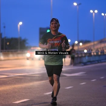 Runner Photo 9071021