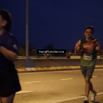 Runner Photo 9071025