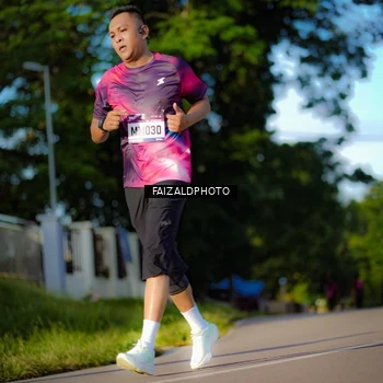 Runner Photo 9071173