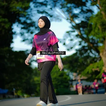 Runner Photo 9071312