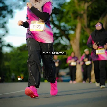 Runner Photo 9071666