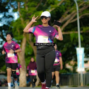 Runner Photo 9071786
