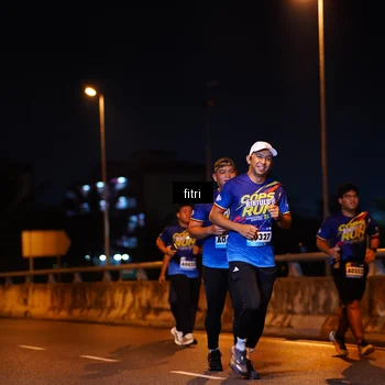 Runner Photo 9072546
