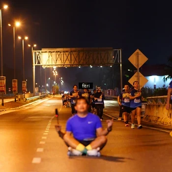 Runner Photo 9073375