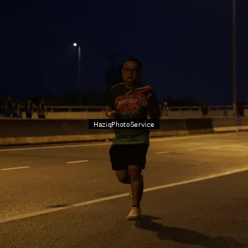 Runner Photo 9073546