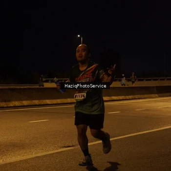Runner Photo 9073600
