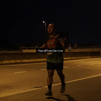 Runner Photo 9073805