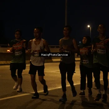 Runner Photo 9073806