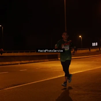 Runner Photo 9074126