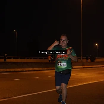 Runner Photo 9074185