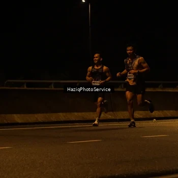 Runner Photo 9074284