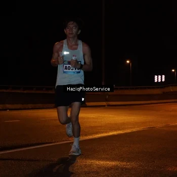 Runner Photo 9074318
