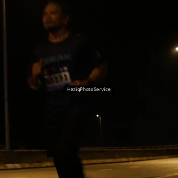 Runner Photo 9074350
