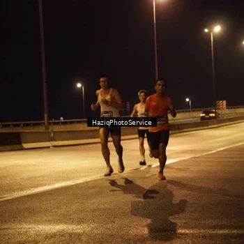 Runner Photo 9074389