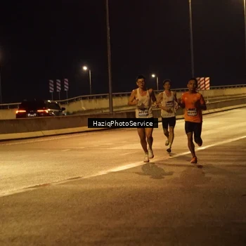 Runner Photo 9074449