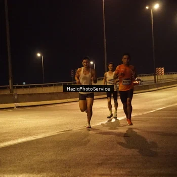Runner Photo 9074452
