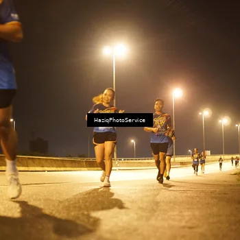 Runner Photo 9074525